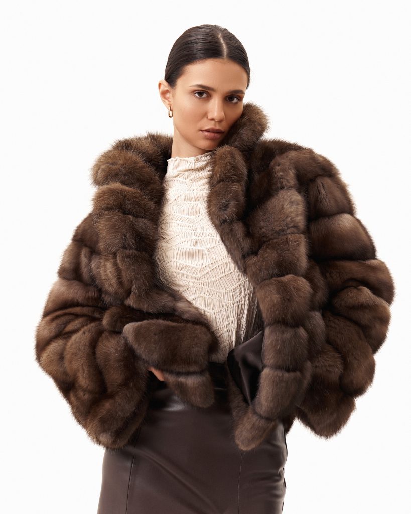 00 Luxe Gerda. Moscow. Vertical Clear Sub 54,00