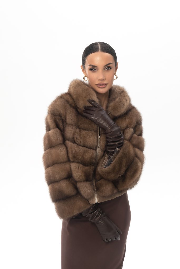 00 Luxe Gerda. Moscow. Vertical Clear Sub 49,00